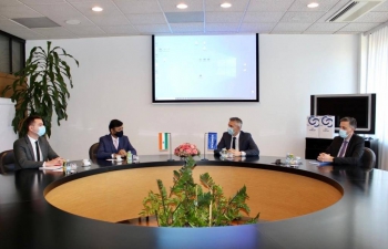 H.E. Ambassador Raj Kumar Srivastava visited Končar, whose products & projects are exported in more than 100 countries including India ️ & met with Mr. Kolak, CEO & discussed about strengthening cooperation with Indian counterparts in the fields of Infrastructure, Renewable Energy, R&D and for Digital Automation.